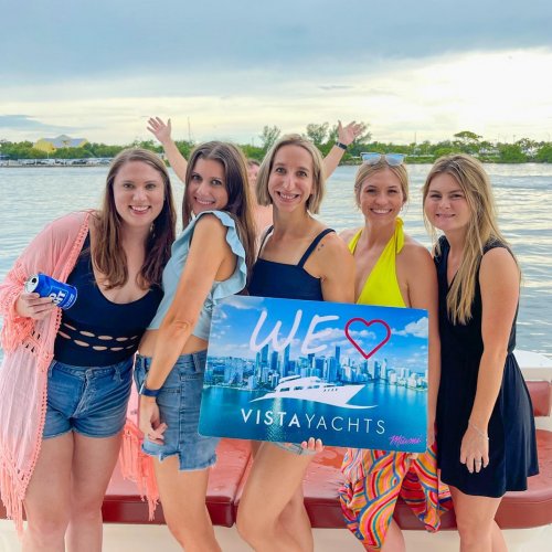 Photo post from vistayachts.