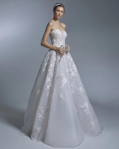 Photo post from jolibride.