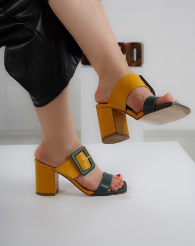 Carousel post from ossoshoes.