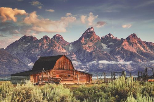 Photo post from taucktravel.