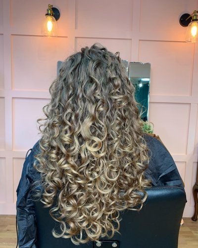 Carousel post from kinkbynaturekbn.