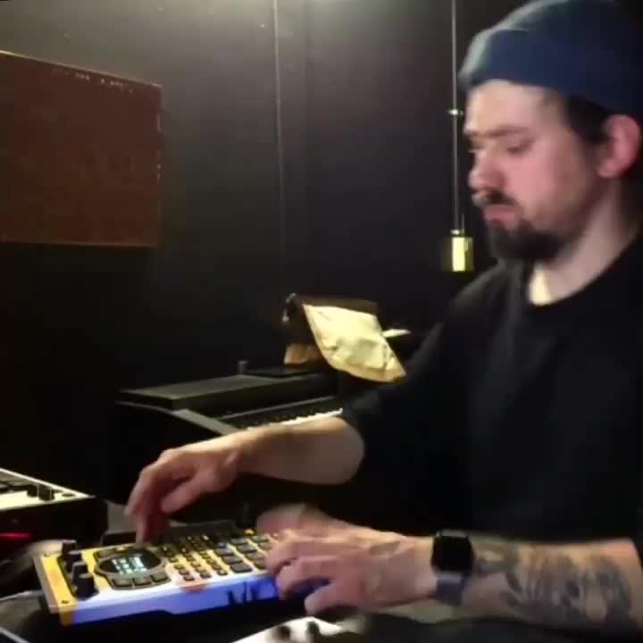 Video post from owae.ga.