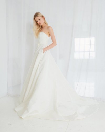 Photo post from jolibride.