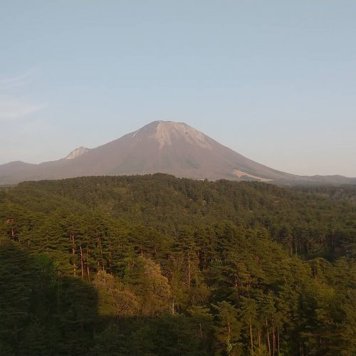 Photo post from daisenbackpackers.
