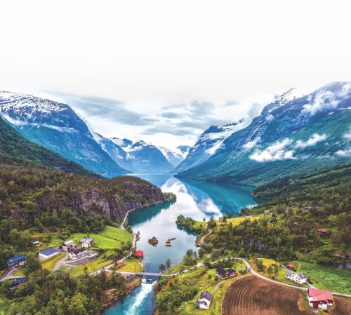 Photo post from taucktravel.