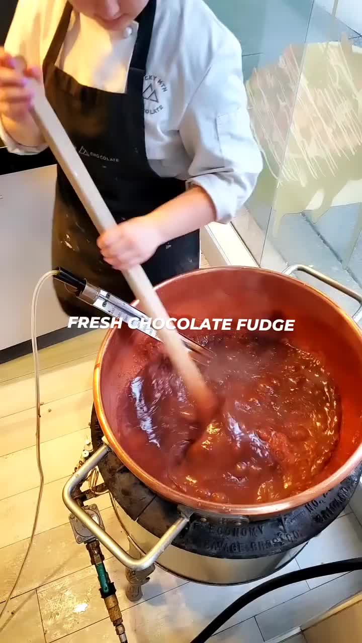 Video post from rockychoccanada.