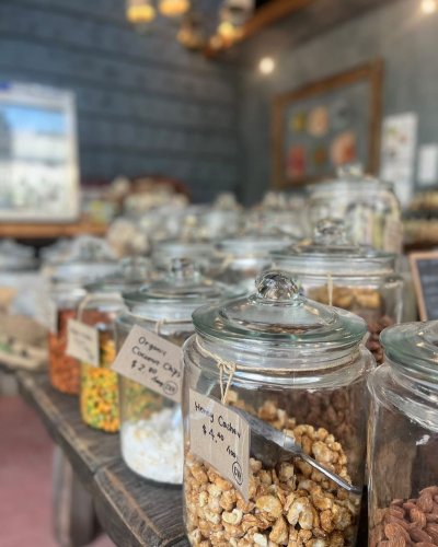 Carousel post from currumbinvalleyharvest.