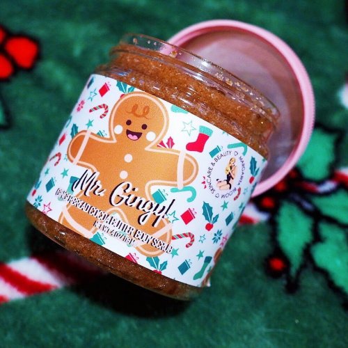 Carousel post from margaritabloom.