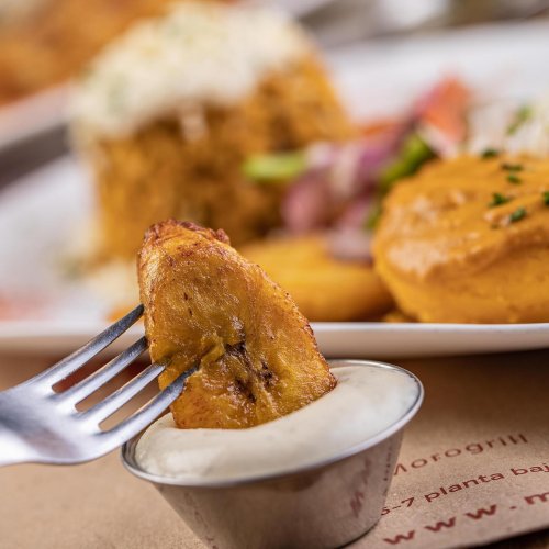 Carousel post from morogrill.