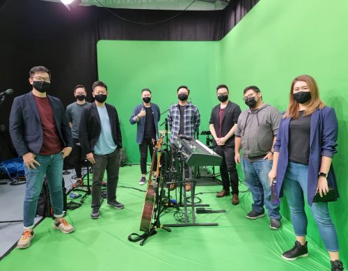 Carousel post from thetreasureboxsg.