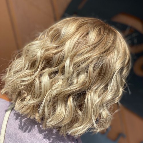 Photo post from hairbyjessenia.