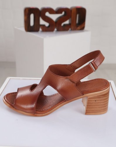 Carousel post from ossoshoes.