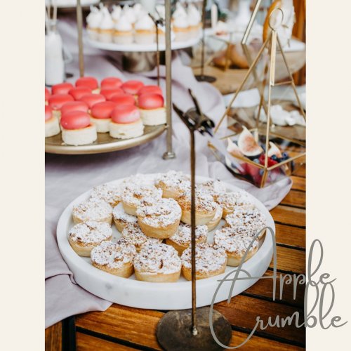 Photo post from suesseboutique.