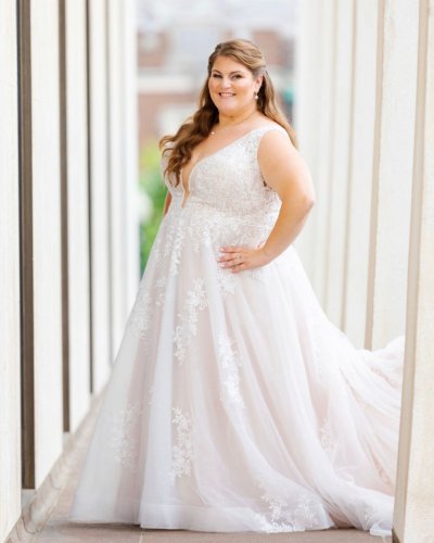Photo post from thecurvybridenj.
