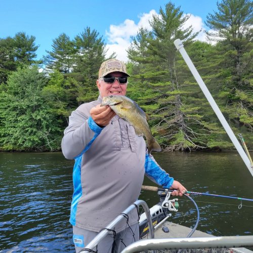 Carousel post from reddogguideservice.