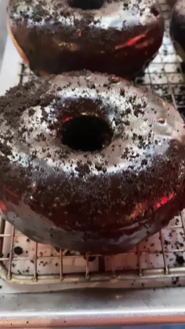 Video post from thedoughnutproject.