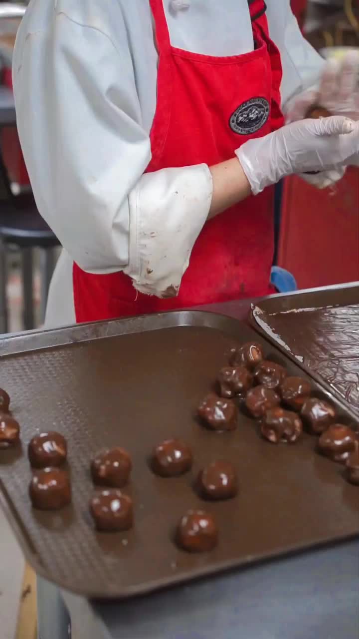 Video post from rockychoccanada.