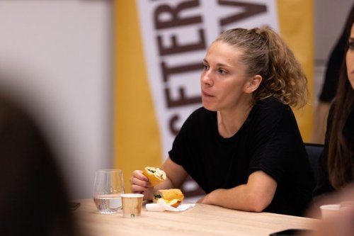 Carousel post from Český florbal.