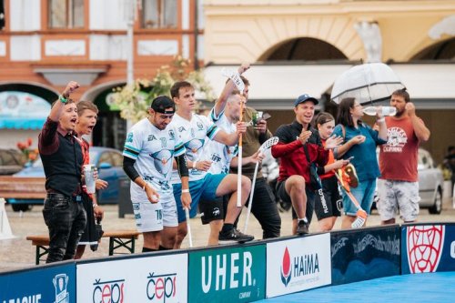 Carousel post from Český florbal.