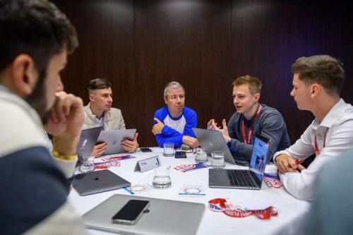 Carousel post from Český florbal.