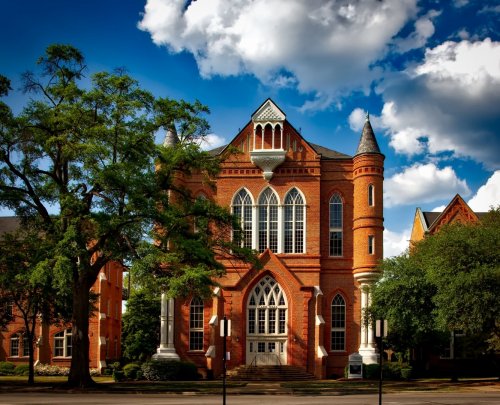 Photo post from Woodmont College.