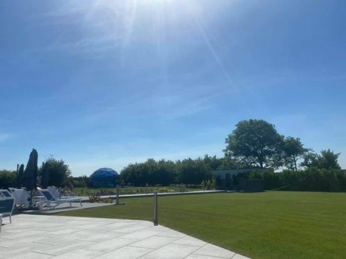 Photo post from Nicola Farmer.