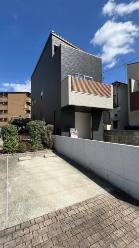 Video post from ゼロ⭕️大阪の不動産屋さん.