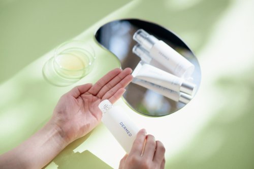 Carousel post from @dermed_jp.