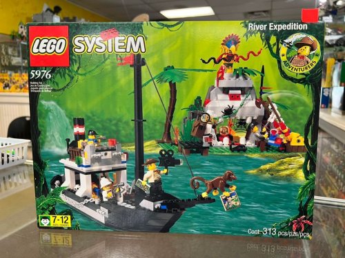 Lego 5976 online