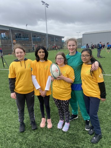 Carousel post from @CymoeddSport.