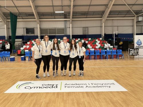 Carousel post from @CymoeddSport.