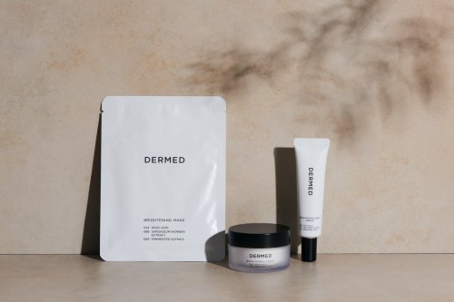 Photo post from @dermed_jp.