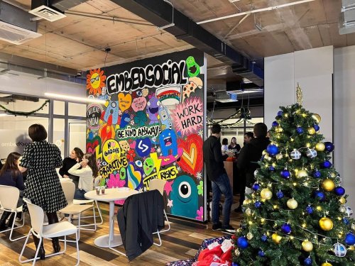 Carousel post from EmbedSocial.