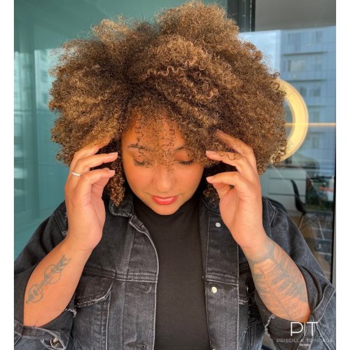 Carousel post from trindadehairstylist.