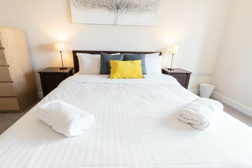 Photo post from kasarstays.