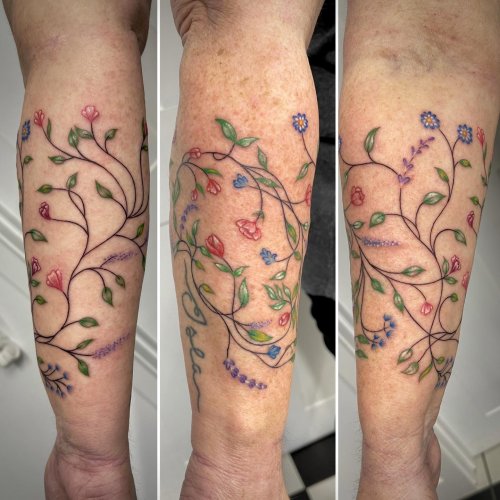 Photo post from lovetattoossandhurst.