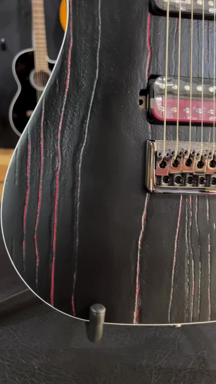 Video post from miyatamusic.