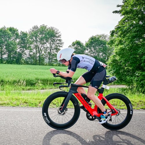 Carousel post from skinfitracingtriteam.