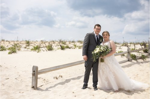 Carousel post from thecurvybridenj.