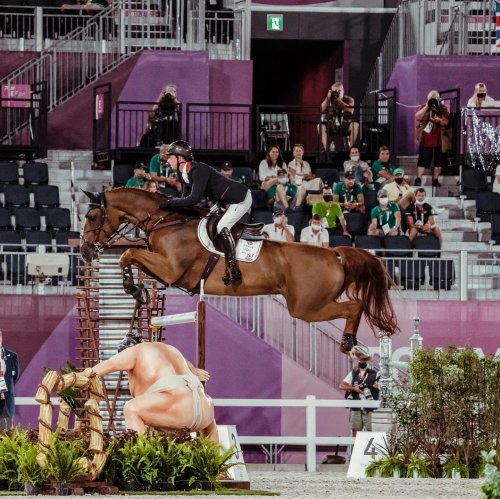 Carousel post from fei_global.