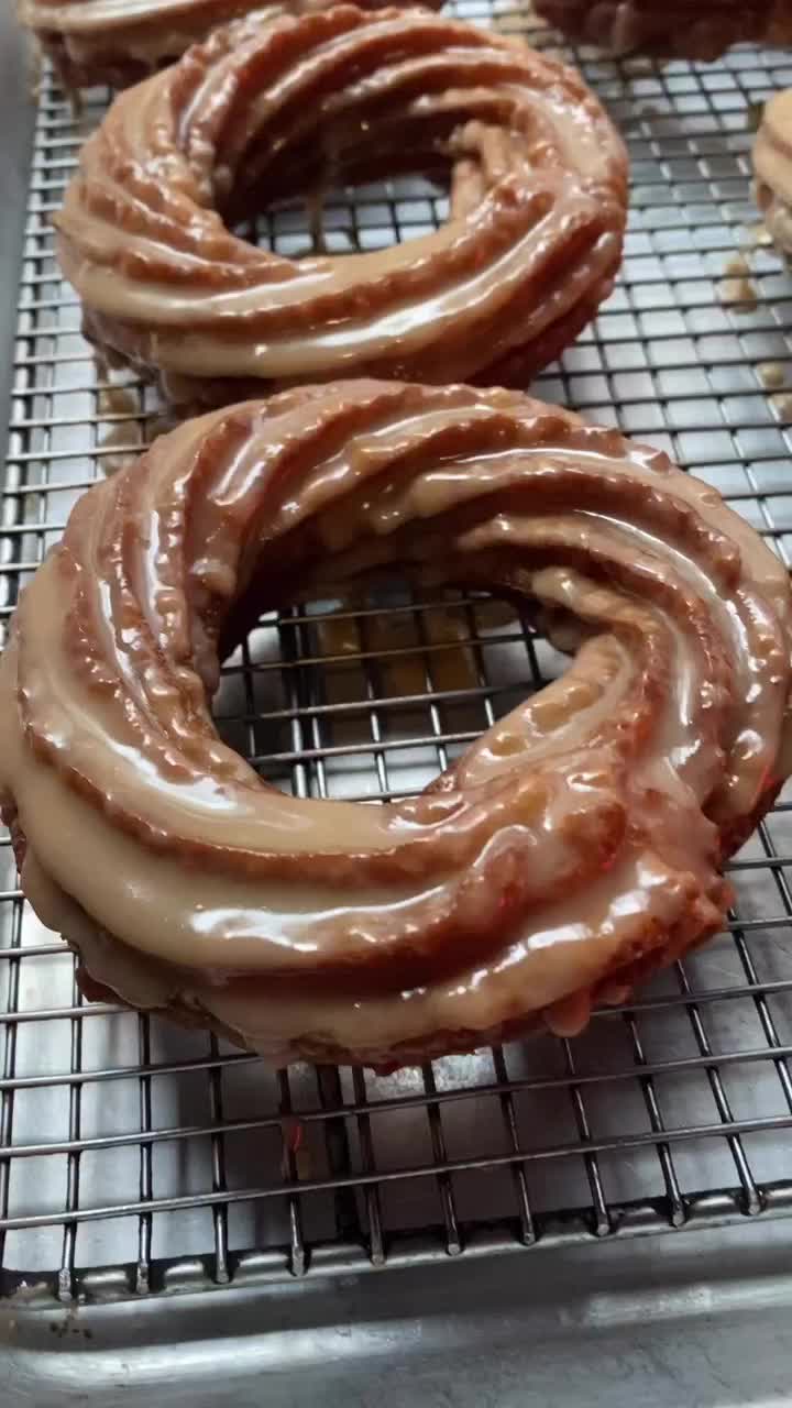 Video post from thedoughnutproject.