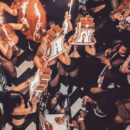 Photo post from lecheminduroi.