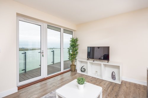 Photo post from kasarstays.