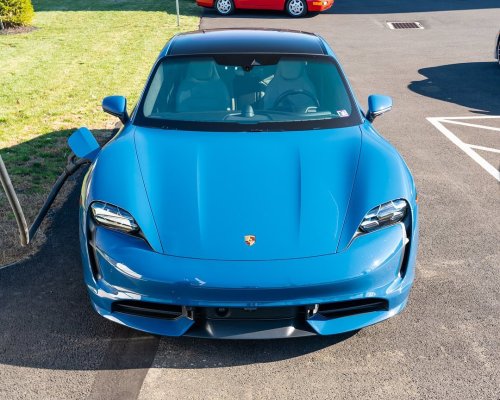 Carousel post from porschewarrington.