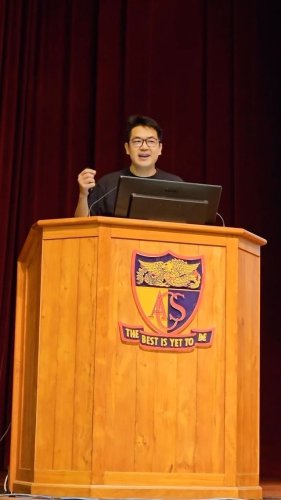 Video post from thetreasureboxsg.