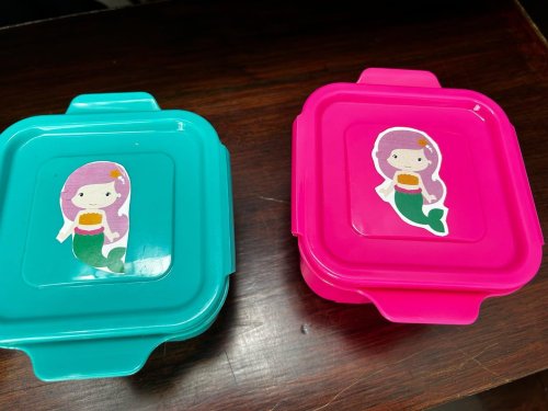 Carousel post from la_gifteria.