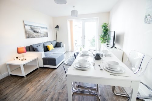 Photo post from kasarstays.