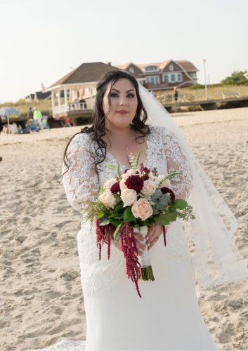 Photo post from thecurvybridenj.