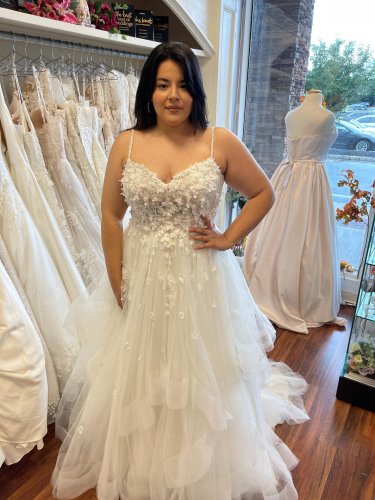 Photo post from thecurvybridenj.