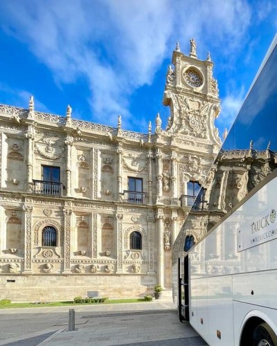 Photo post from taucktravel.